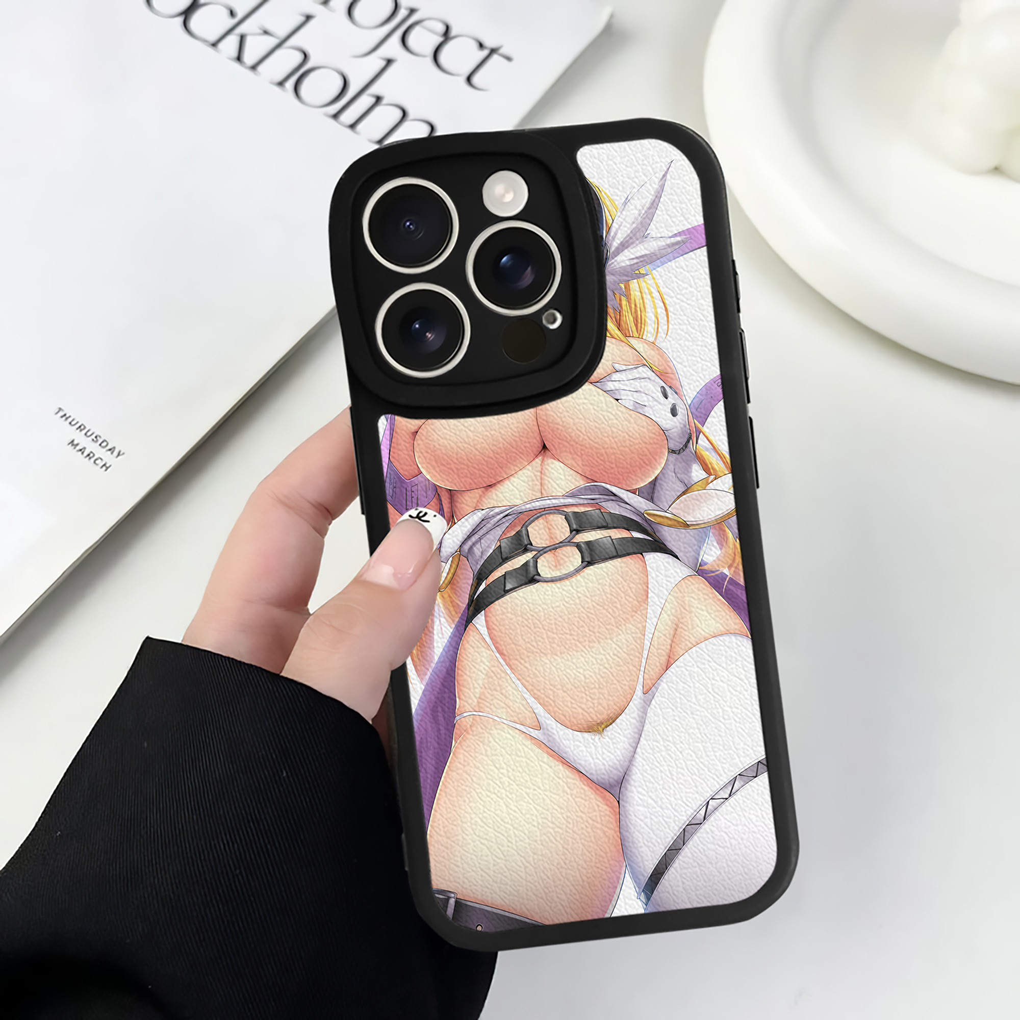 （画像用） Digimon デジタルモンスター/デジモン 【iPhone 16シリーズ対応】シリコンスマホケース（レザー調） 材質：シリコン